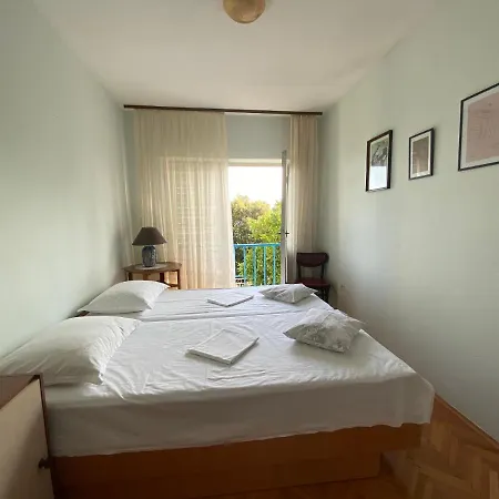 Ferienwohnung Jarmila Omiš Exterior foto
