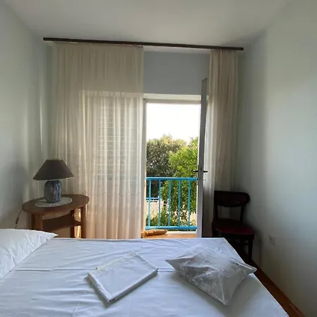 Ferienwohnung Jarmila Omiš Exterior foto